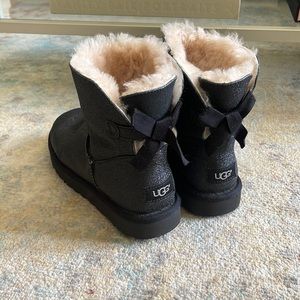 UGG Glitter Sparkle Mini Bailey Bow Boots Black 9